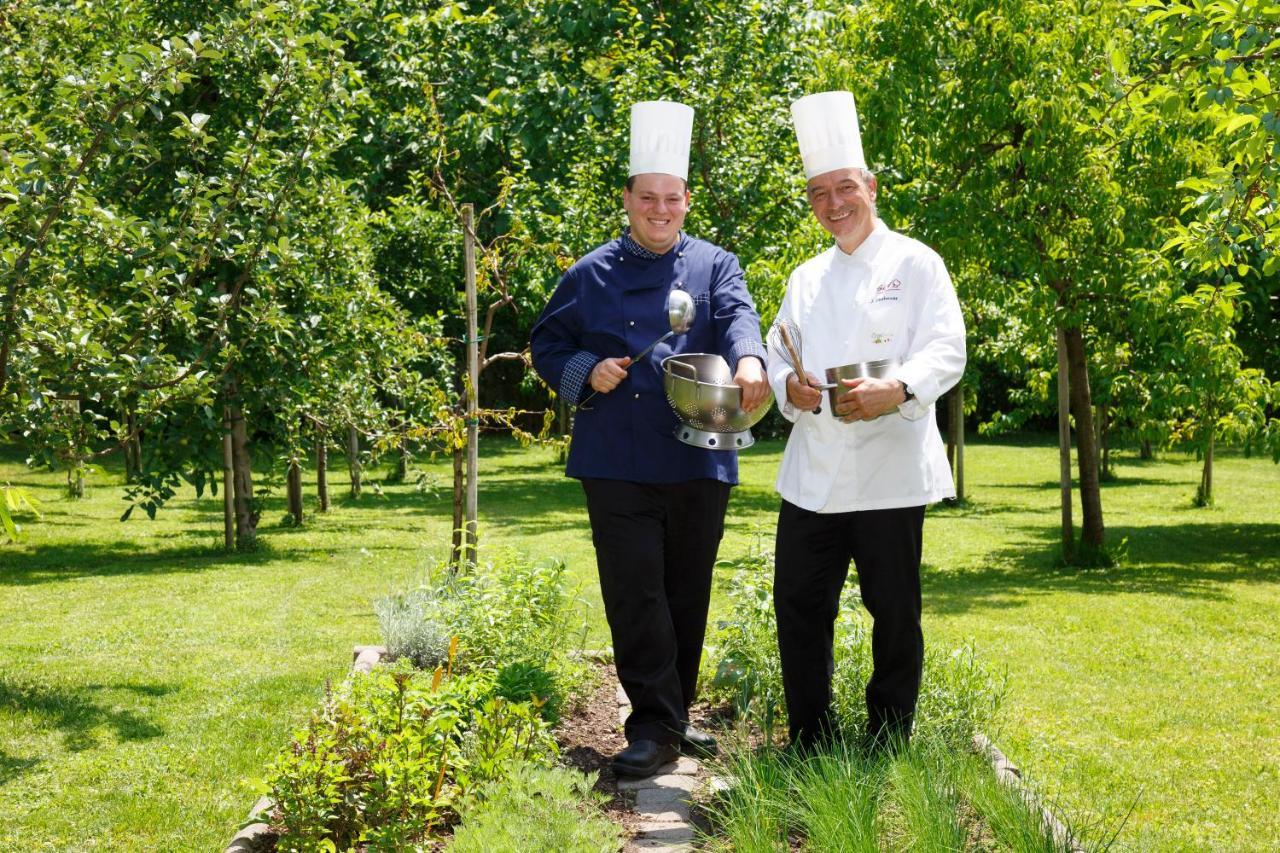 Hotel Neuhausmuehle Vilpiano ภายนอก รูปภาพ