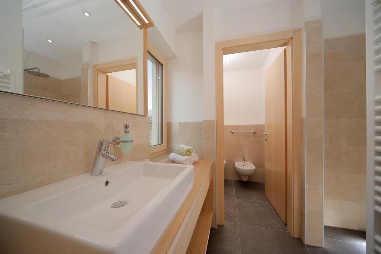 Hotel Neuhausmuehle Vilpiano ภายนอก รูปภาพ