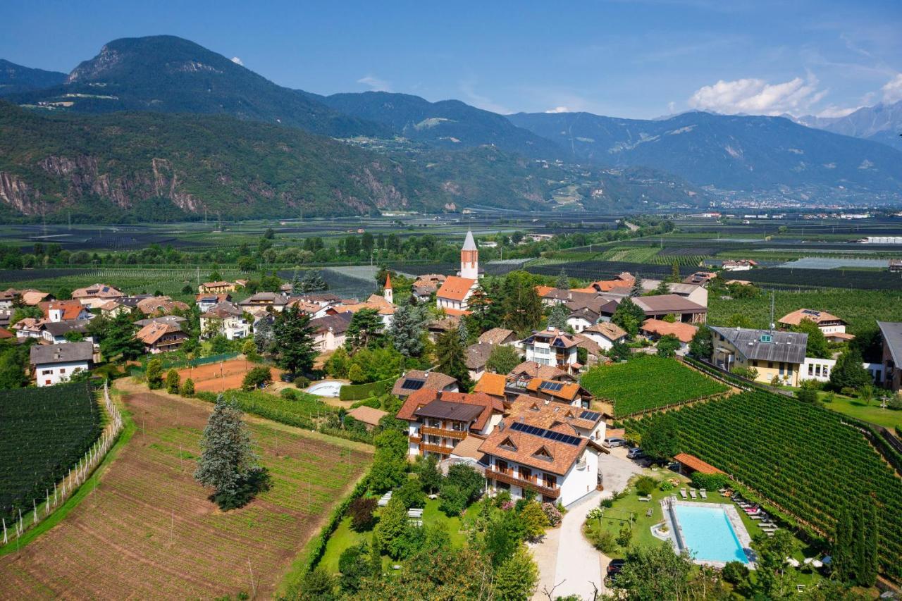 Hotel Neuhausmuehle Vilpiano ภายนอก รูปภาพ